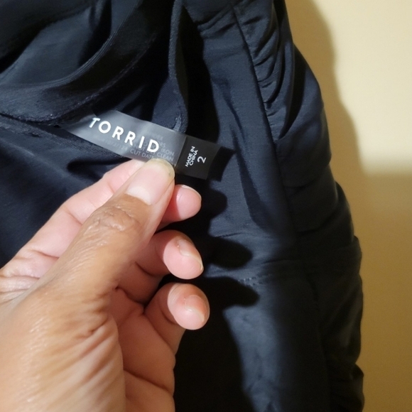 Torrid NWT swinsuit size 2/2X large. - Picture 9 of 9